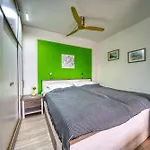 - Haus O, App 0o0409