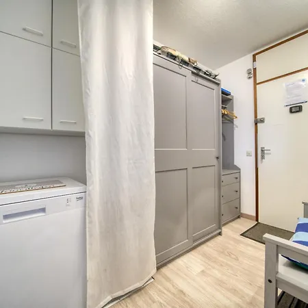- Haus O, App 0o0409 Apartman *